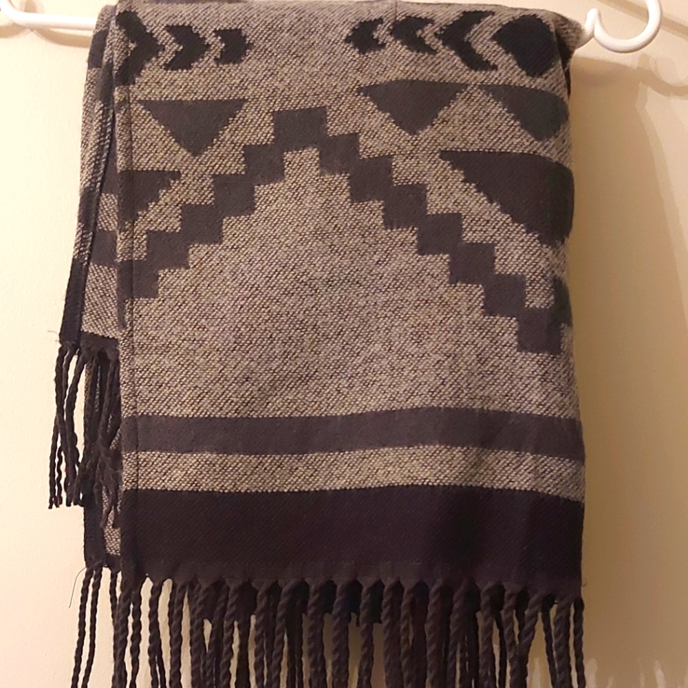 Hollister chunky blanket/scarf or wrap